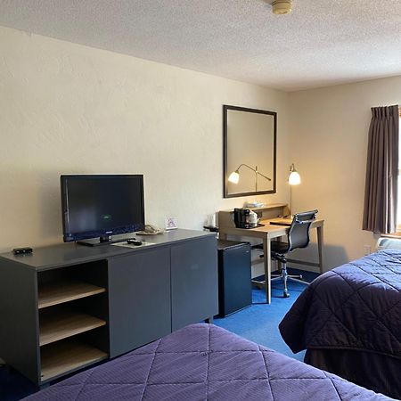 Pictured Rocks Inn And Suites مونيسينغ المظهر الخارجي الصورة