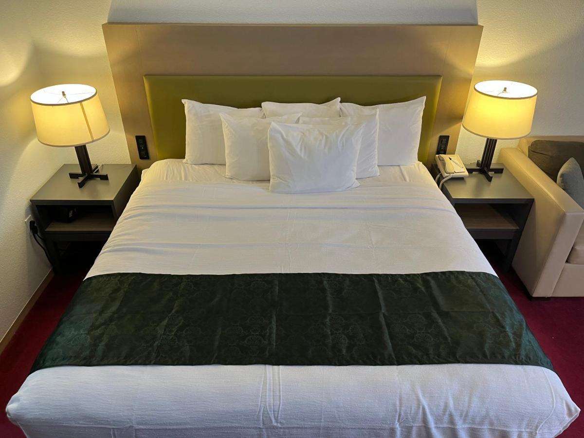 Pictured Rocks Inn And Suites مونيسينغ المظهر الخارجي الصورة