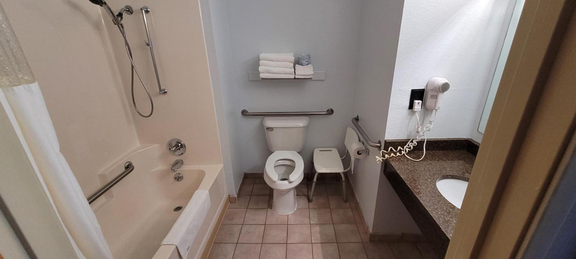 Pictured Rocks Inn And Suites مونيسينغ المظهر الخارجي الصورة