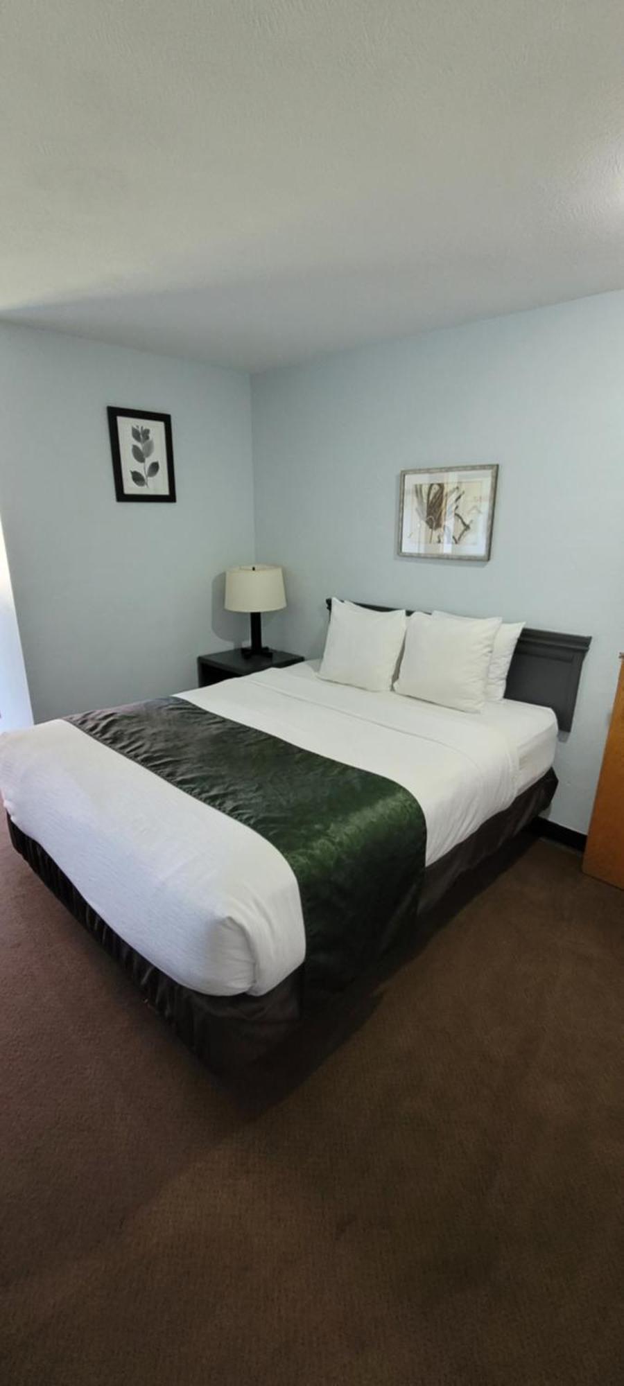 Pictured Rocks Inn And Suites مونيسينغ المظهر الخارجي الصورة