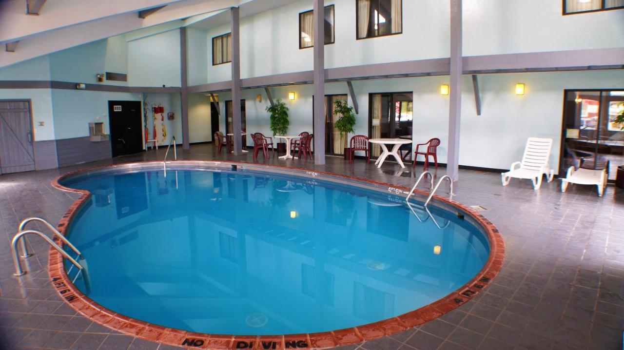 Pictured Rocks Inn And Suites مونيسينغ المظهر الخارجي الصورة